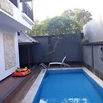 Kim Villa